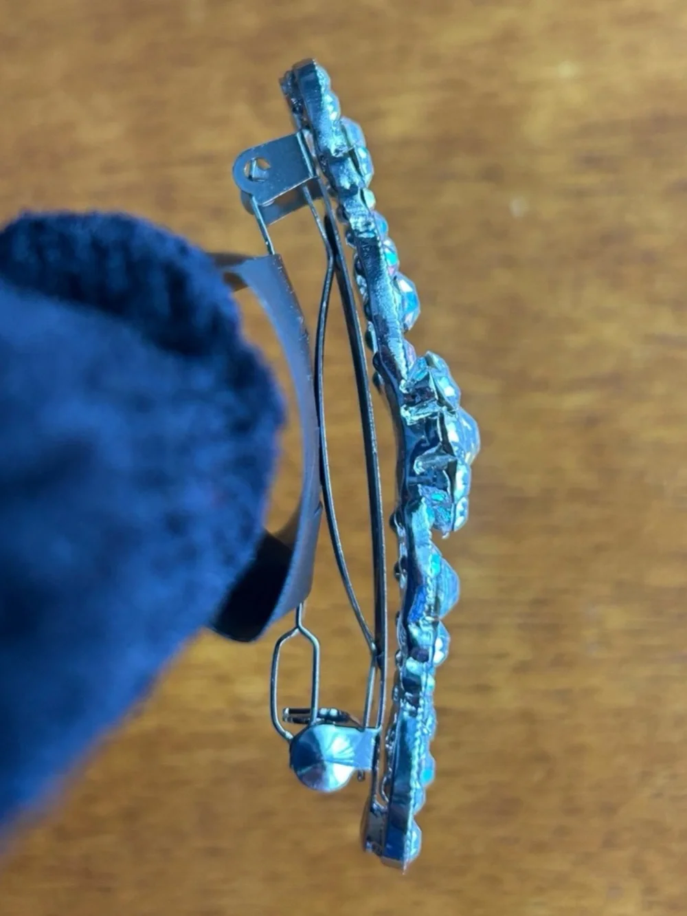 NWT Femme hair clip